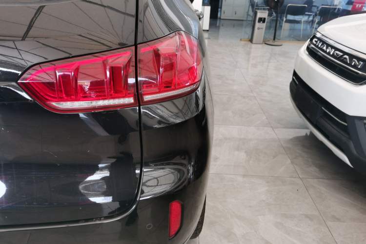 Used Wey VV5 2017 2.0T Ultra-Luxury Version