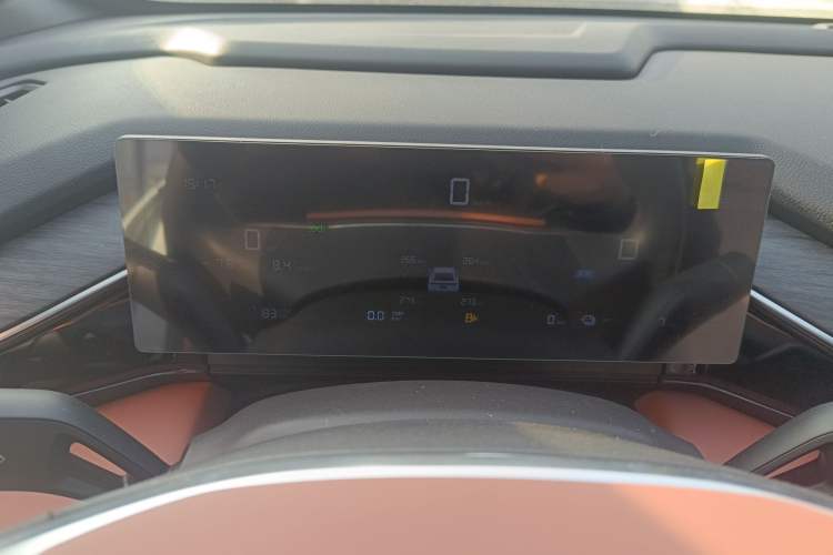 Used  L6 2025 EM-i 140km Long-Range Version
