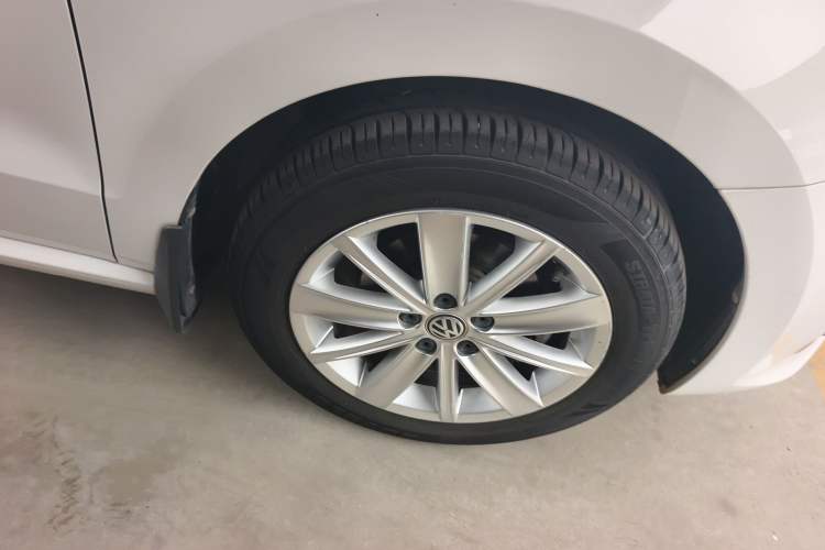 Used Volkswagen Polo 2014 1.6L Automatic Comfort Edition