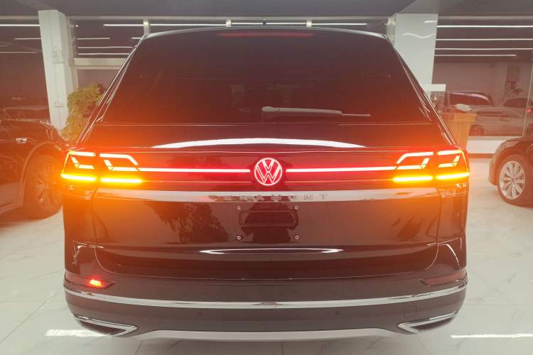 Used Volkswagen Teramont 2022 330TSI Two-Wheel-Drive Prestige Luxury Edition
