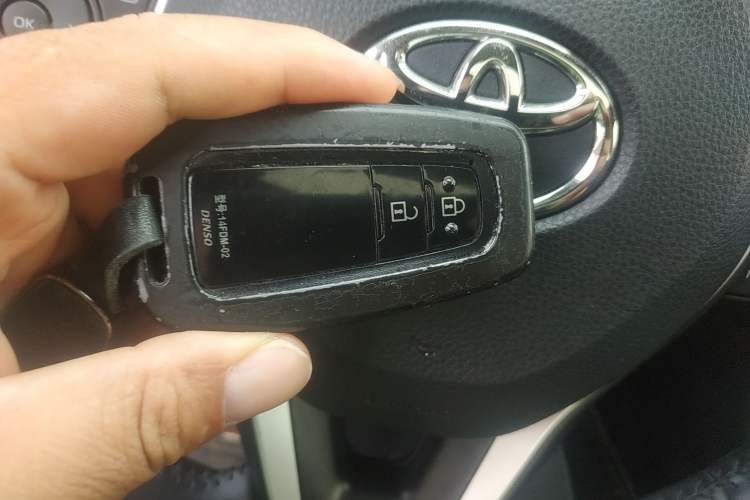 Used Toyota RAV4 2021 2.0L CVT Two-Wheel Drive Fashion PLUS Edition
