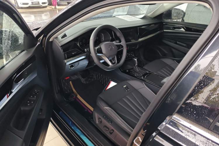 Used Volkswagen Passat 2024 330TSI Elite Edition
