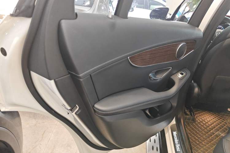 Used Mercedes-Benz GLC 2022 GLC 260 L 4MATIC Luxury Model
