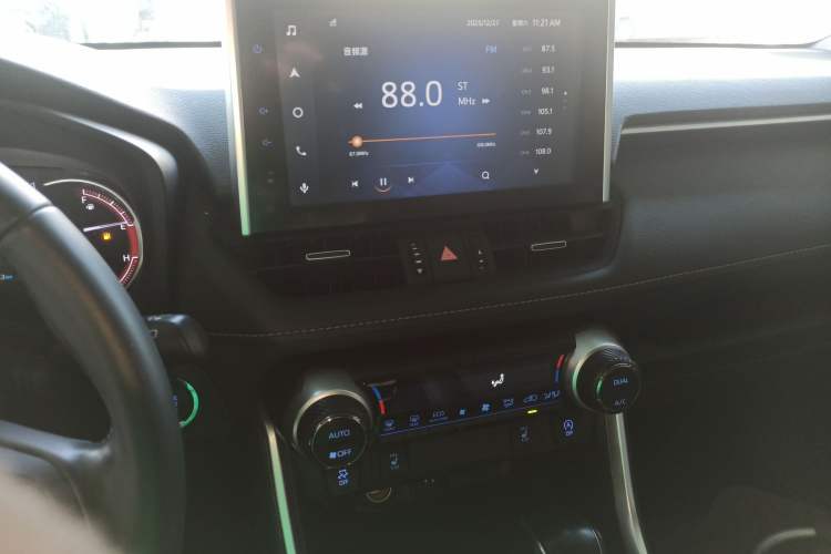 Used Toyota RAV4 2021 2.0L CVT Two-Wheel Drive Fashion PLUS Edition
