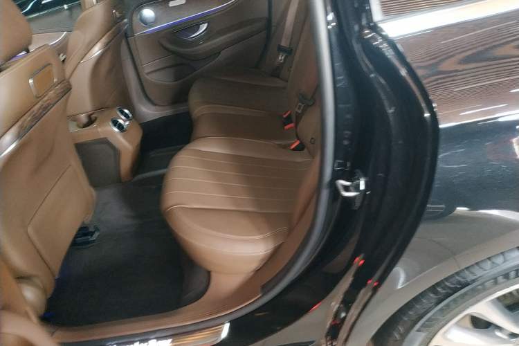 Used Mercedes-Benz E-Class 2019 Facelifted E 300 L Stylish Version
