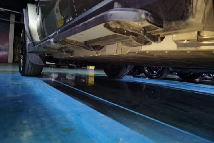 Used  V23 2025 401 Two-Wheel Drive Advanced Edition
