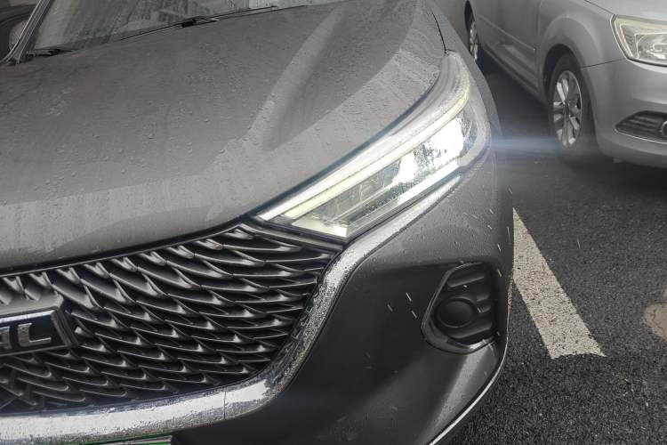 Used Haval M6 2021 PLUS 1.5T DCT Elite Smart Connectivity Model