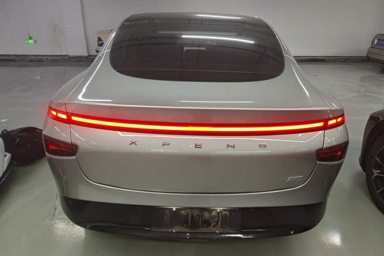 Used XPeng P7 2020 670E
