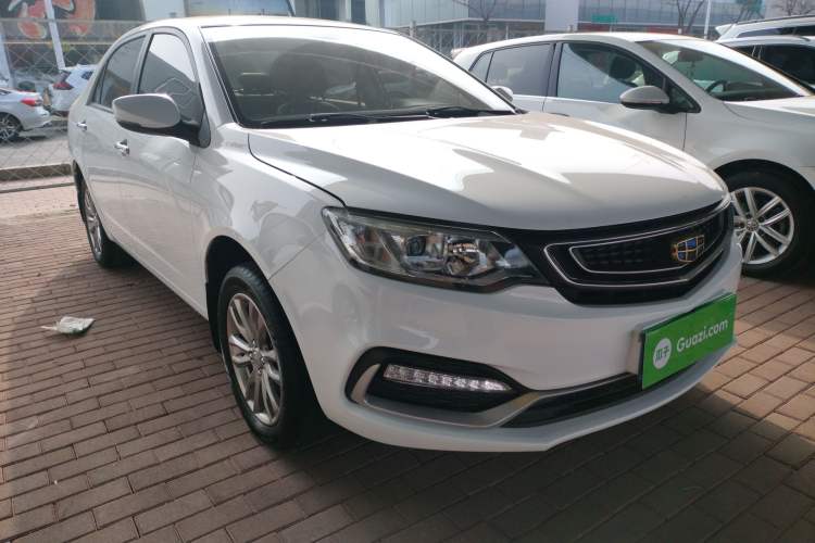 Used Geely Auto Vision 2019 Upgraded Model 1.5L Manual Luxury Version China VI Standard
