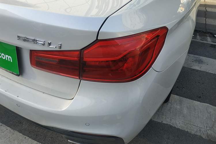 Used BMW 5 Series 2019 525Li M Sport Package