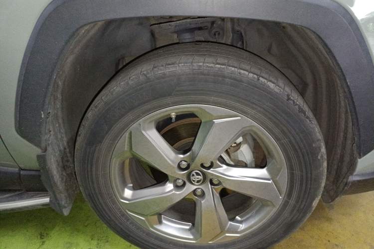 Used Toyota RAV4 2021 2.0L CVT Two-Wheel Drive Fashion Edition
