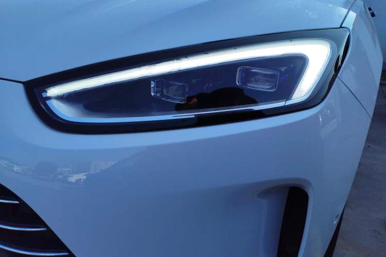 Used Hima AITO M5 2023 Extended-Range Four-Wheel Drive Intelligent Driving Version