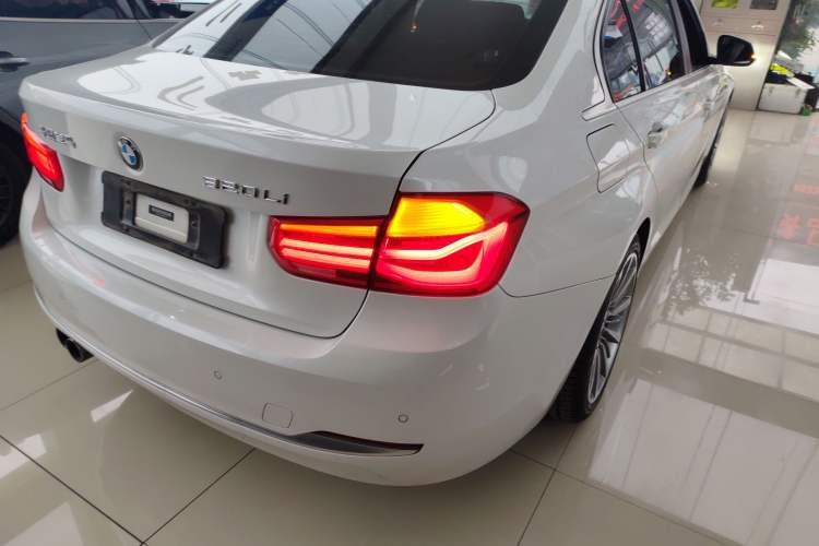 Used BMW 3 Series 2019 320Li Fashion Model
