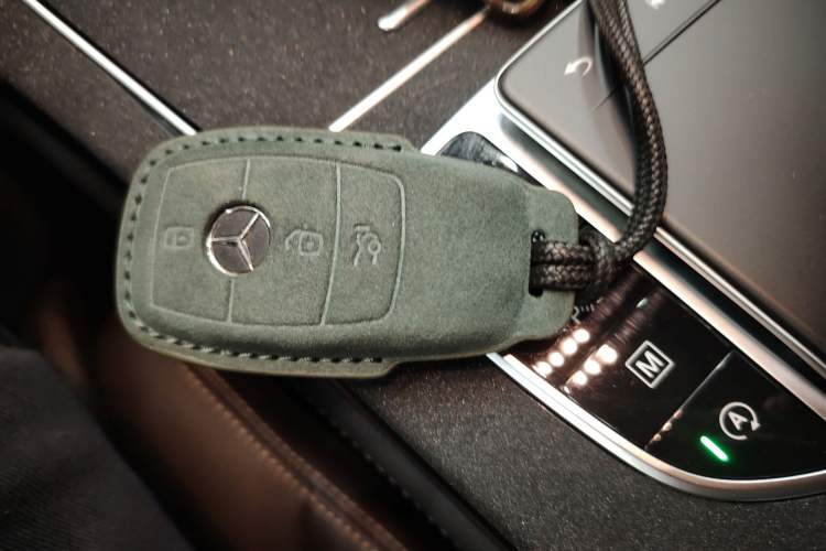 Used Mercedes-Benz GLC 2020 GLC 260 L 4MATIC Dynamic Model
