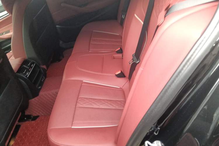 Used BMW 5 Series 2022 Second Facelift 525Li M Sport Package