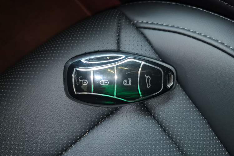 Used Hongqi HS3 2024 1.5T Shanwei Edition
