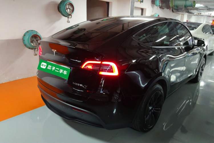 Used Tesla Model Y 2023 Rear-Wheel-Drive Version