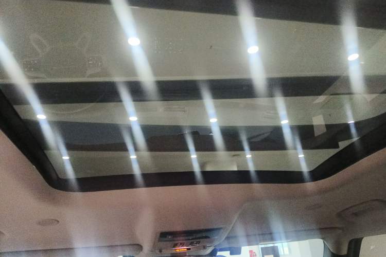 Used Land Rover Defender 2023 Facelift 110 3.0T P400 Dark Edition
