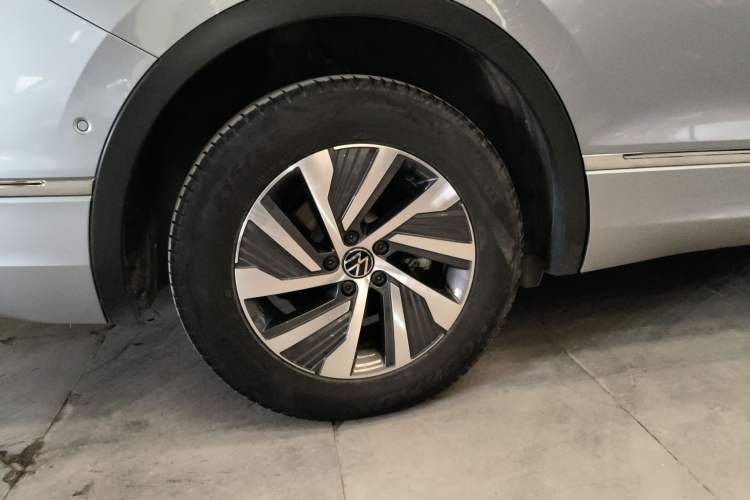 Used Volkswagen Tiguan L New Energy 2023 430 PHEV Plug-in Hybrid Flagship Edition
