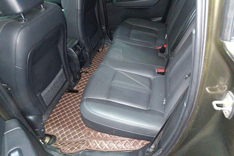 Used Peugeot 3008 2015 2.0L Automatic Trend Edition