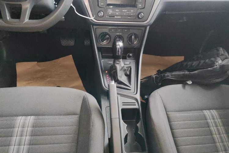 Used Volkswagen Lavida 2019 Lavida Start 1.5L Automatic Trendy Version China VI Standard