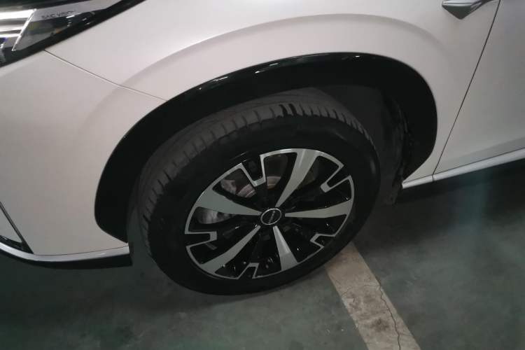 Used Roewe D5X DMH 2024 135 Tech Edition