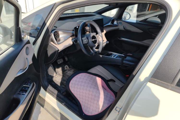 Used BYD Dolphin 2023 420 km Fashion Edition
