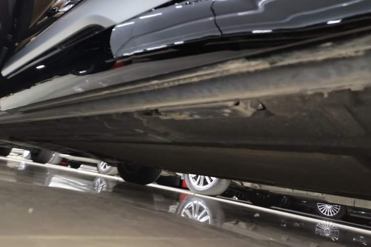 Used Denza D9 2024 DM-i 980 Four-Wheel Drive Prestige Model
