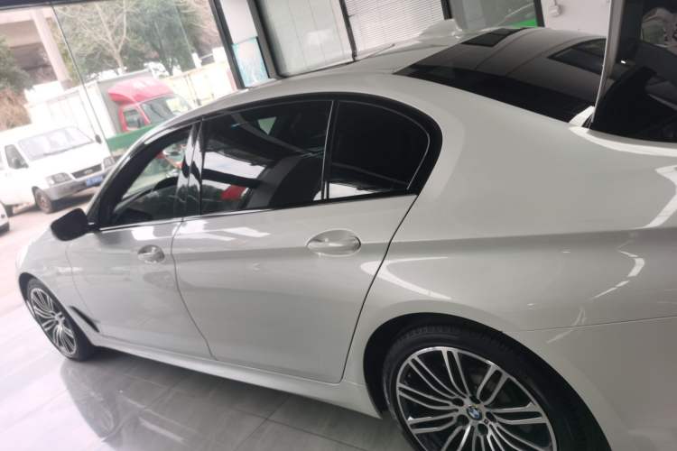 Used BMW 5 Series 2019 530Li Leading Model M Sport Package
