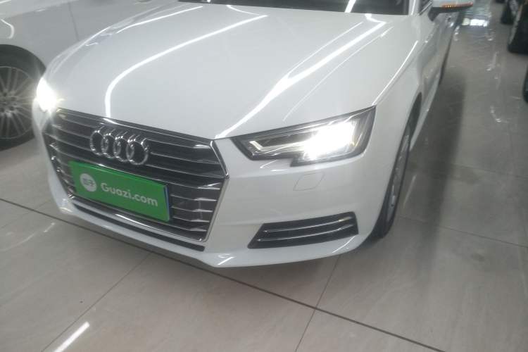 Used Audi A4L 2018 30th Anniversary Edition 40 TFSI Trendy Model
