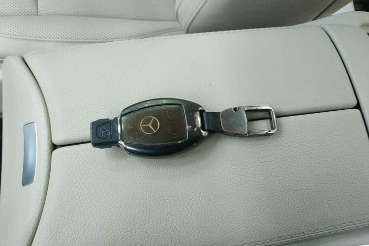 Used Mercedes-Benz V-Class 2017 V 260 L Prestige Extended Edition