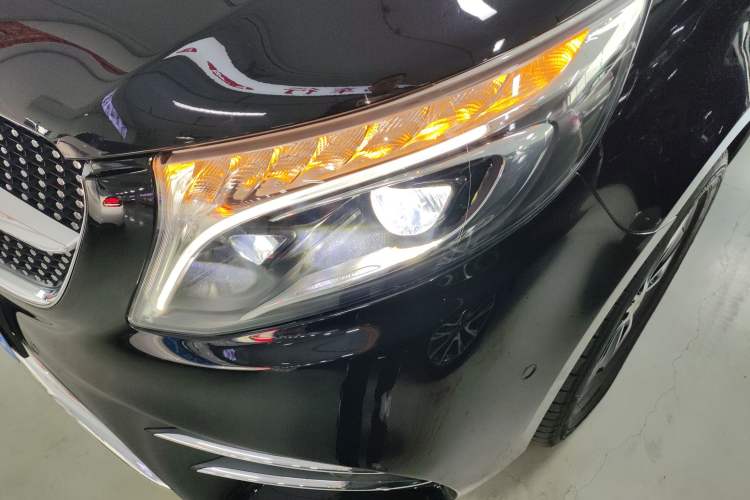 Used Mercedes-Benz V-Class 2020 V 260 L Long-wheelbase Luxury Edition
