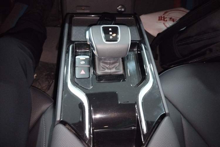 Used Hongqi E-QM5 2024 610 km PLUS
