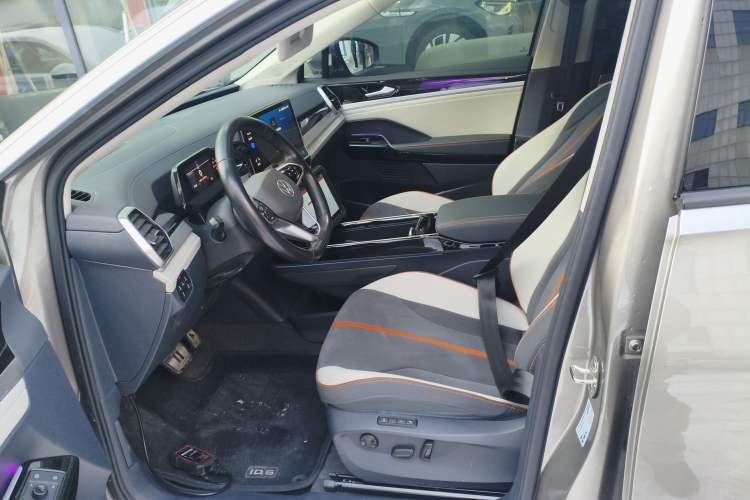 Used Volkswagen ID.6 CROZZ 2022 Long-Range PRO Edition