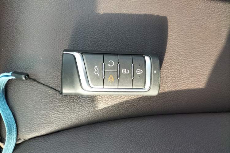 Used GAC Trumpchi M6 2019 270T DCT Prestige Edition (6-Seater) China VI
