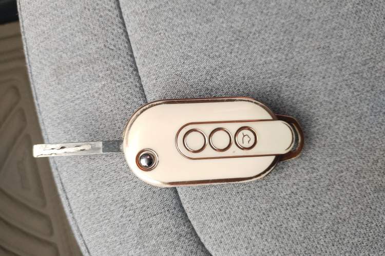 Used Wuling Hongguang MINIEV 2022 Macaron Premium Model – Lithium Iron Phosphate
