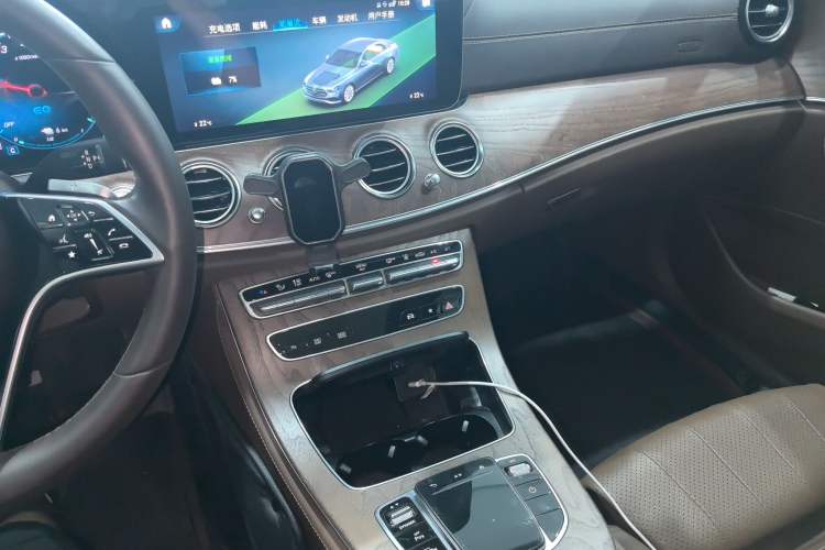 Used Mercedes-Benz E-Class New Energy 2022 Second Facelift E 350 e L Plug-in Hybrid Sedan
