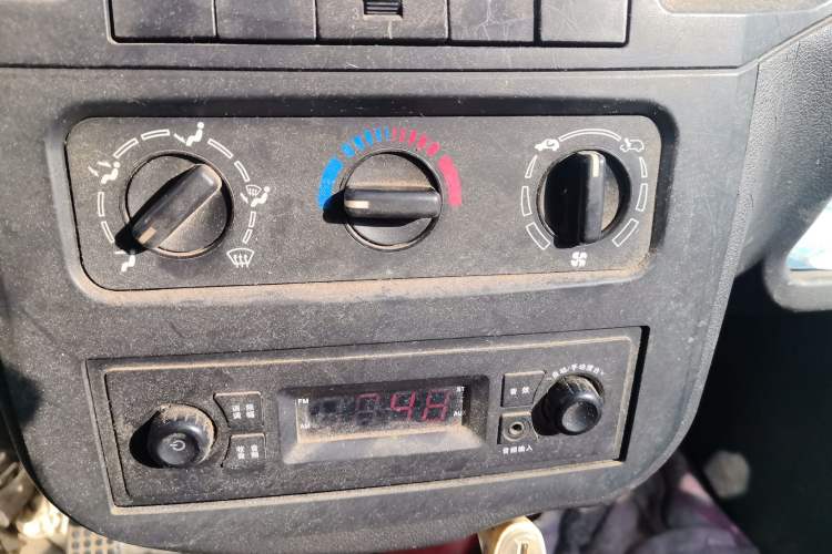 Used Wuling Zhiguang 2013 1.0L Practical Version