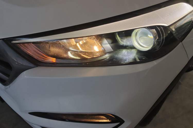 Used Hyundai Tucson 2015 1.6T Dual-Clutch Two-Wheel-Drive Smart Model
