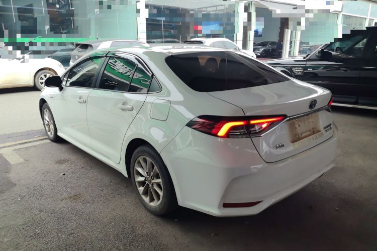 Used Toyota Corolla 2021 Dual-Motor 1.8L E-CVT Elite Edition
