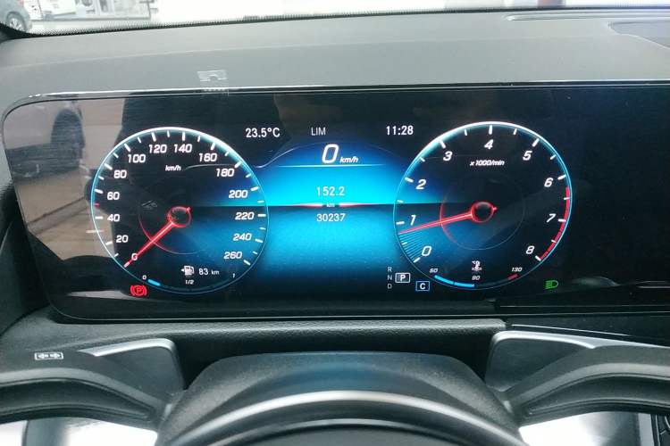 Used Mercedes-Benz GLB 2022 Second Facelift GLB 200 Fashion Edition
