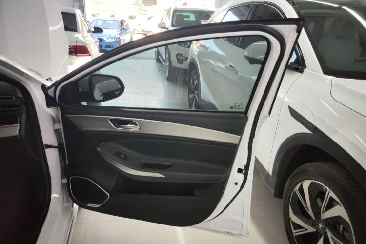 Used Chery Arrizo 5 PLUS 2021 XiaoAI 1.5L CVT Enjoy PLUS
