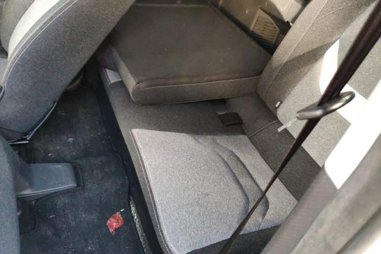 Used Chery QQ Ice Cream 2022 170km Sundae Phosphate Lithium-Ion
