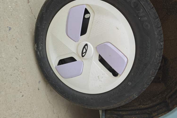 Used Chery QQ Ice Cream 2023 120km Ice Cream-Type Lithium Iron Phosphate