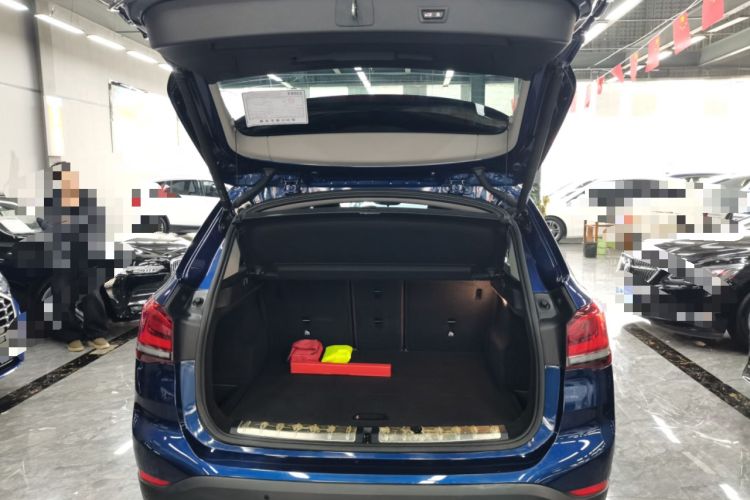 Used BMW X1 2020 sDrive25Li Leading Model
