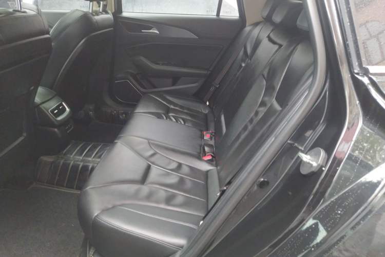 Used Hongqi H5 2022 Classic Model Facelift 1.5T DCT Qiyun Edition
