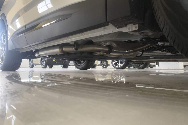 Used  Shanhai L6 2024 1.5TD DHT MAX
