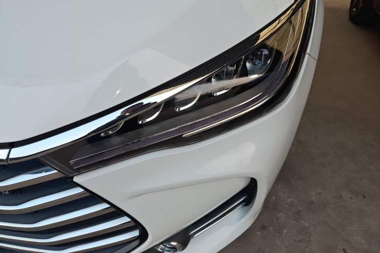 Used BYD Song MAX 2017 1.5T Automatic Smart Connect Elite 7-Seater