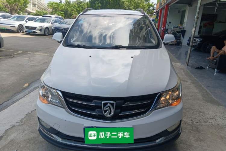 Used Baojun 730 2016 1.5L Manual Comfort Version 7 Seats China V Emission Standard
