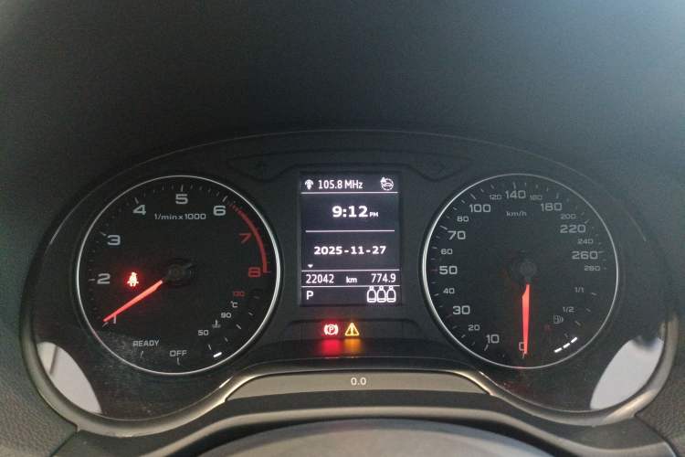 Used Audi Q2L 2023 35TFSI Fashionable and Elegant Model
